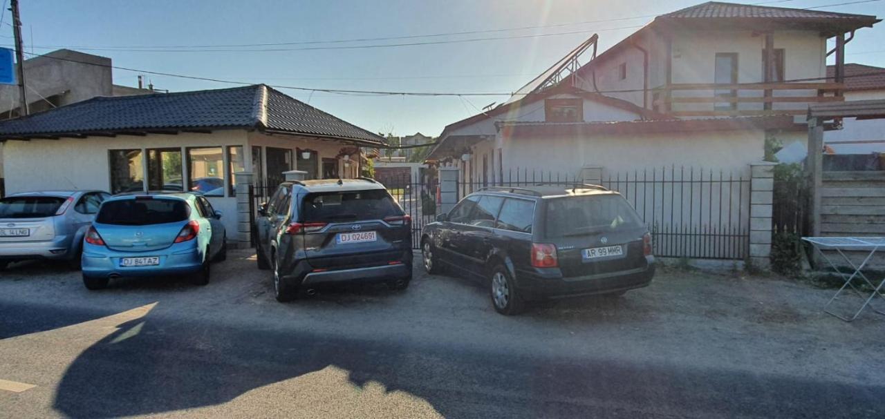 Apartamento Pagini Din Vama Vama Veche Exterior foto