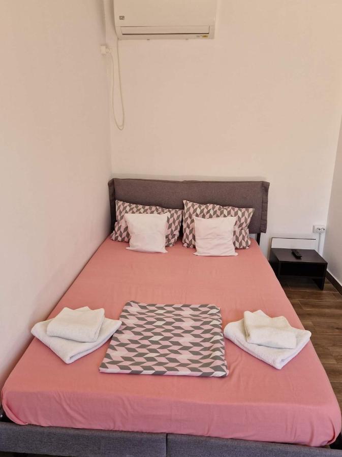 Apartamento Pagini Din Vama Vama Veche Exterior foto